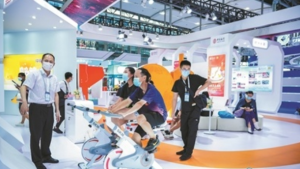 广州：第11届金交会闭幕，对接意向签约金额超2156亿元