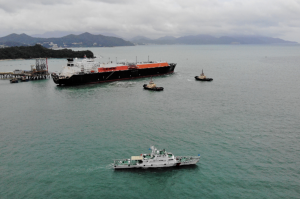 深圳大鹏湾LNG枢纽港成全国首个接卸量超亿吨LNG港口