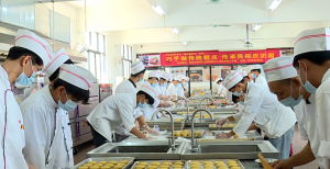 云浮罗定：体验手工制作月饼，传承优秀传统文化