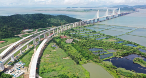 国庆假期，金海大桥、黄茅海跨海通道等重大交通项目建设不停歇