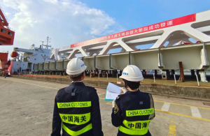 中山港海关量身定制方案，保障澳氹第四条跨海大桥超大型构件顺利通关