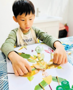 江门美景小学:原来树叶也能作画 江门美景小学:原来树叶也能作画